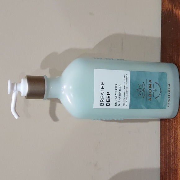 Bath & Body Works Other - Bath & body works breathe deep eucalyptus and lavender body lotion